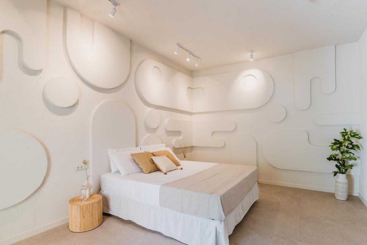 Zimmer mit Kingsize-Bett