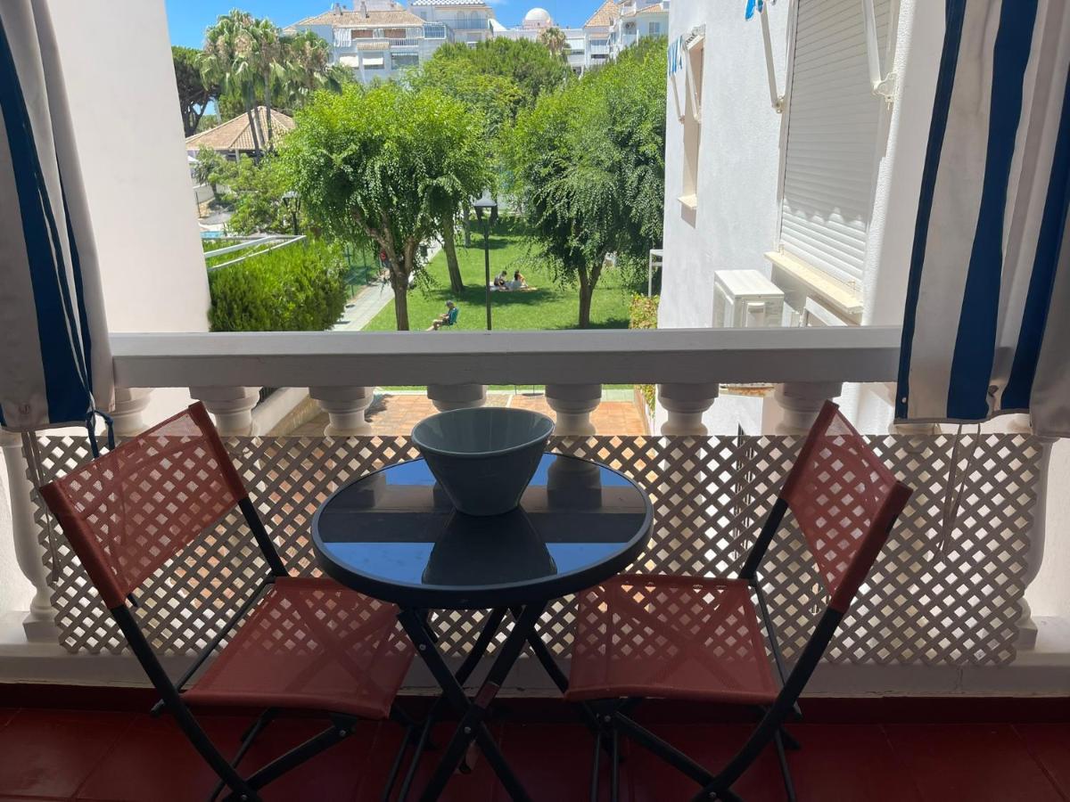 Coqueto apartamento a un tiro de piedra de la playa del Portil - Chambres d'hôtes El Portil