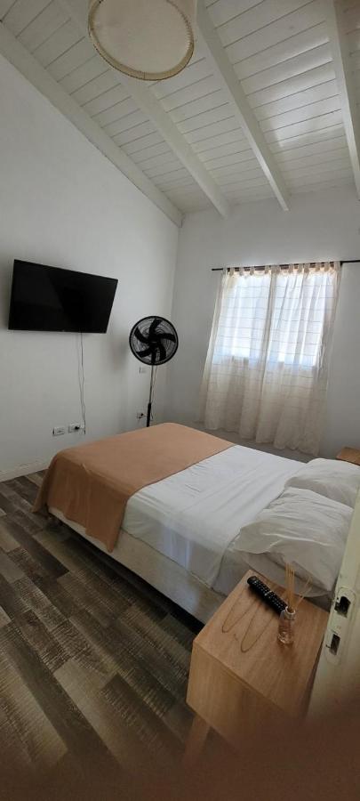 Casa en necochea frente al rio - B&B Necochea