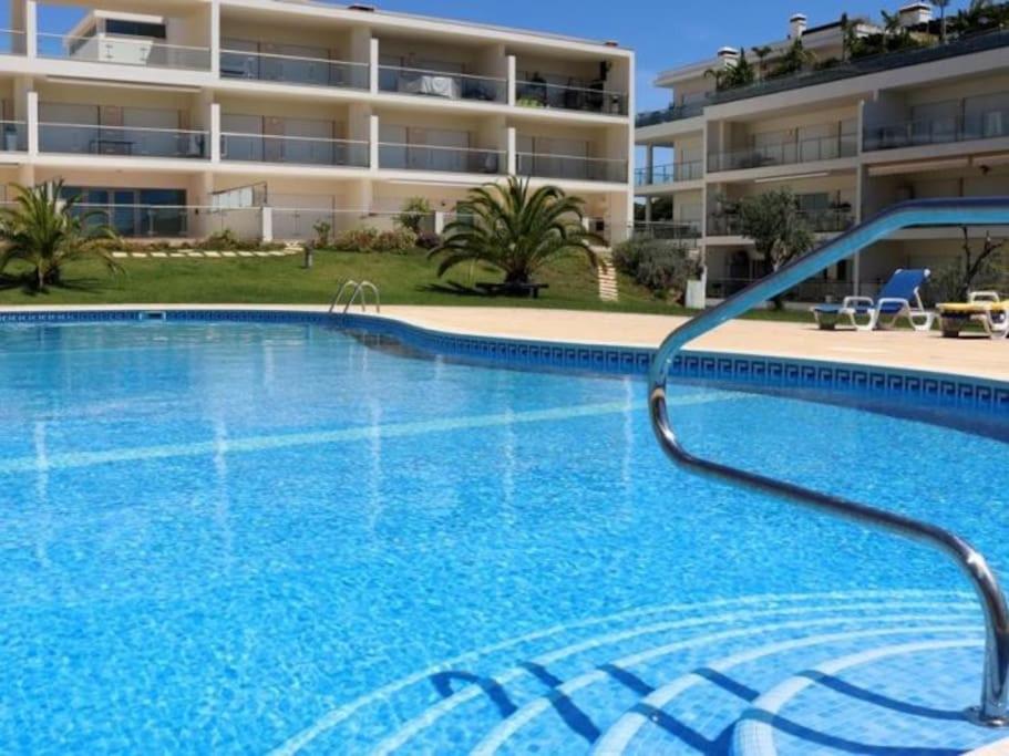 Happiness Apartment - Tennis Court & Pool & Albufeira - B&B