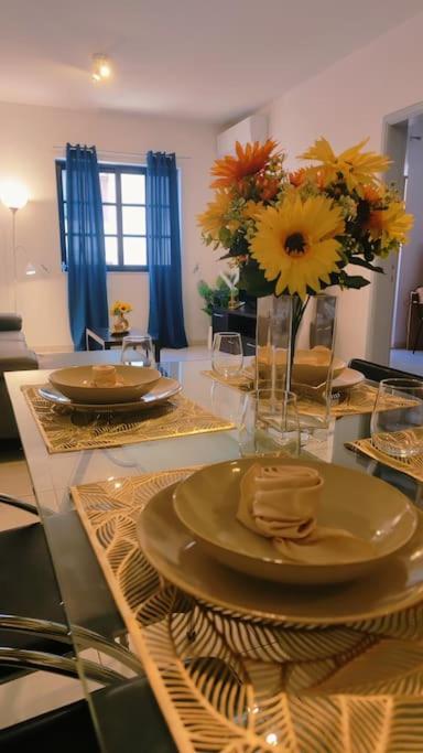 Cozy 3 Bedroom Apartment Close to the Beach - B&B San Julián