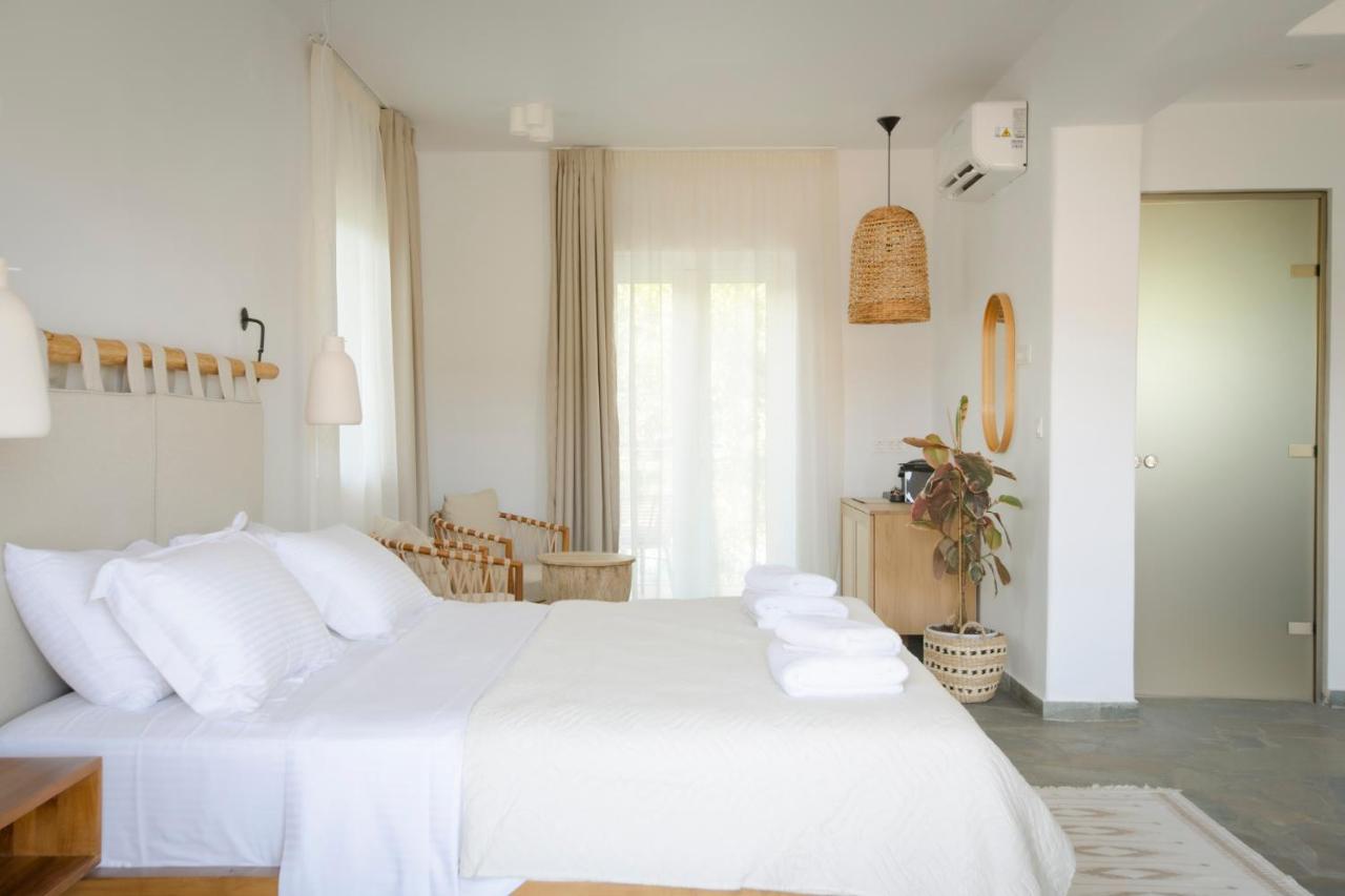 Double Room with Pool View