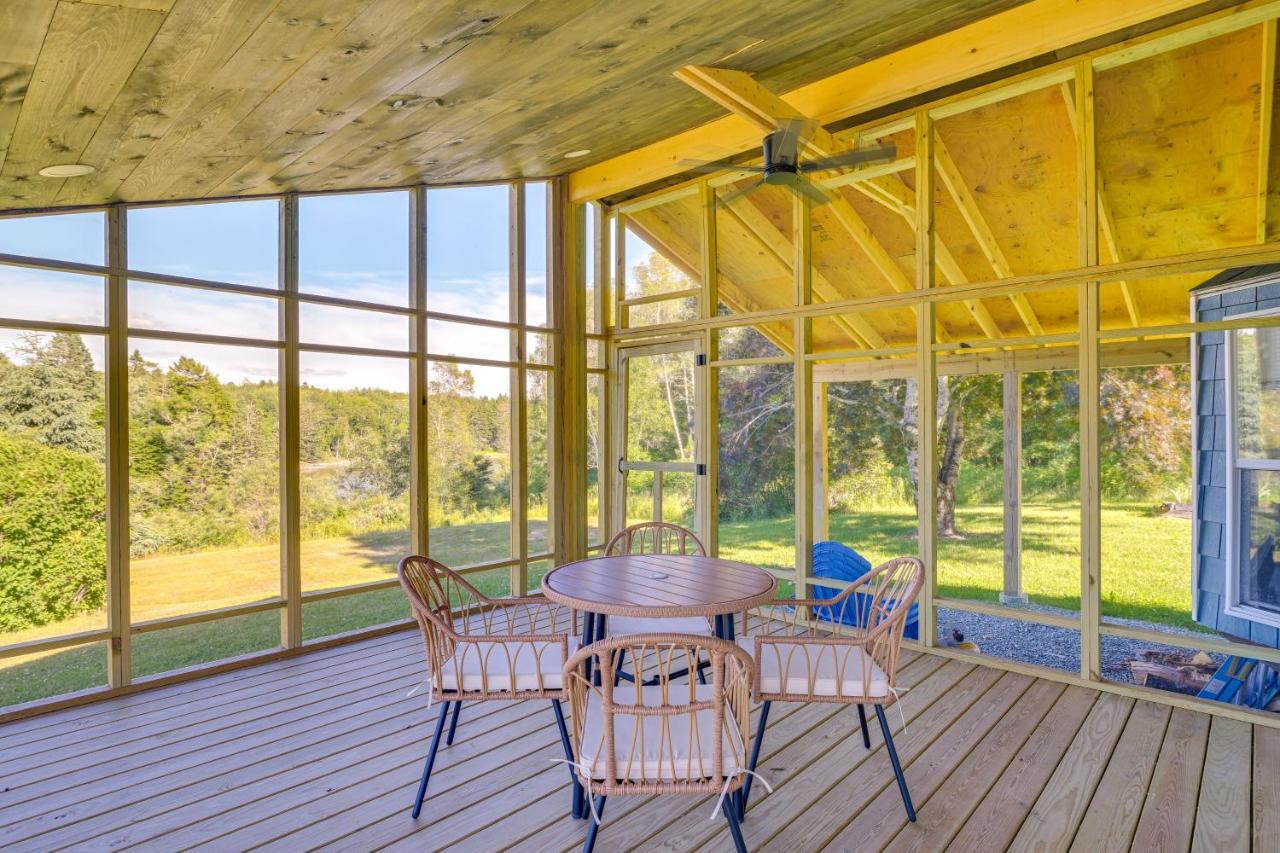 Bayfront Steuben Home with Screened Porch and Fire Pit - B&B