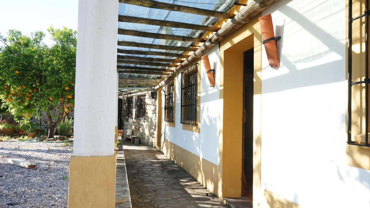 Riverlake House - frente ao lago e com jardim - B&B