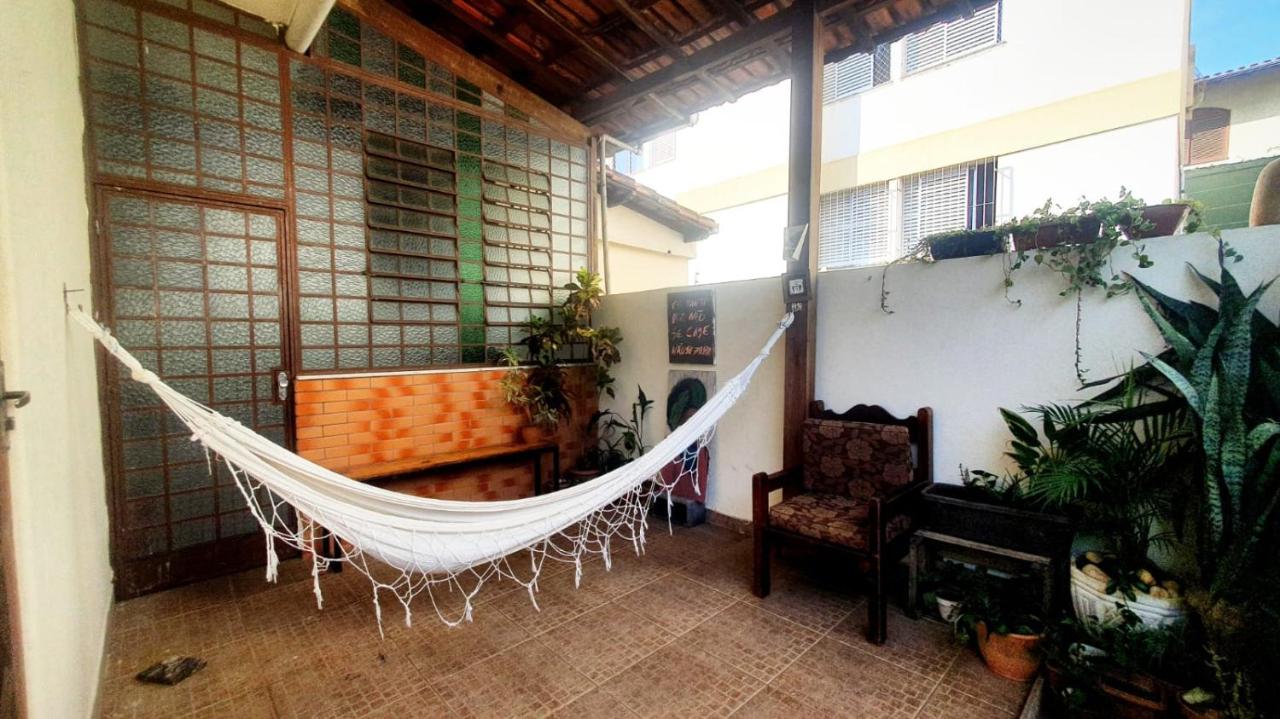 Quarto Casal com Varanda Casa Caramel - B&B Belo Horizonte