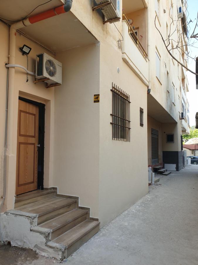 Seaside Comfy 2 Appartment - Bed and Breakfast Vlorë