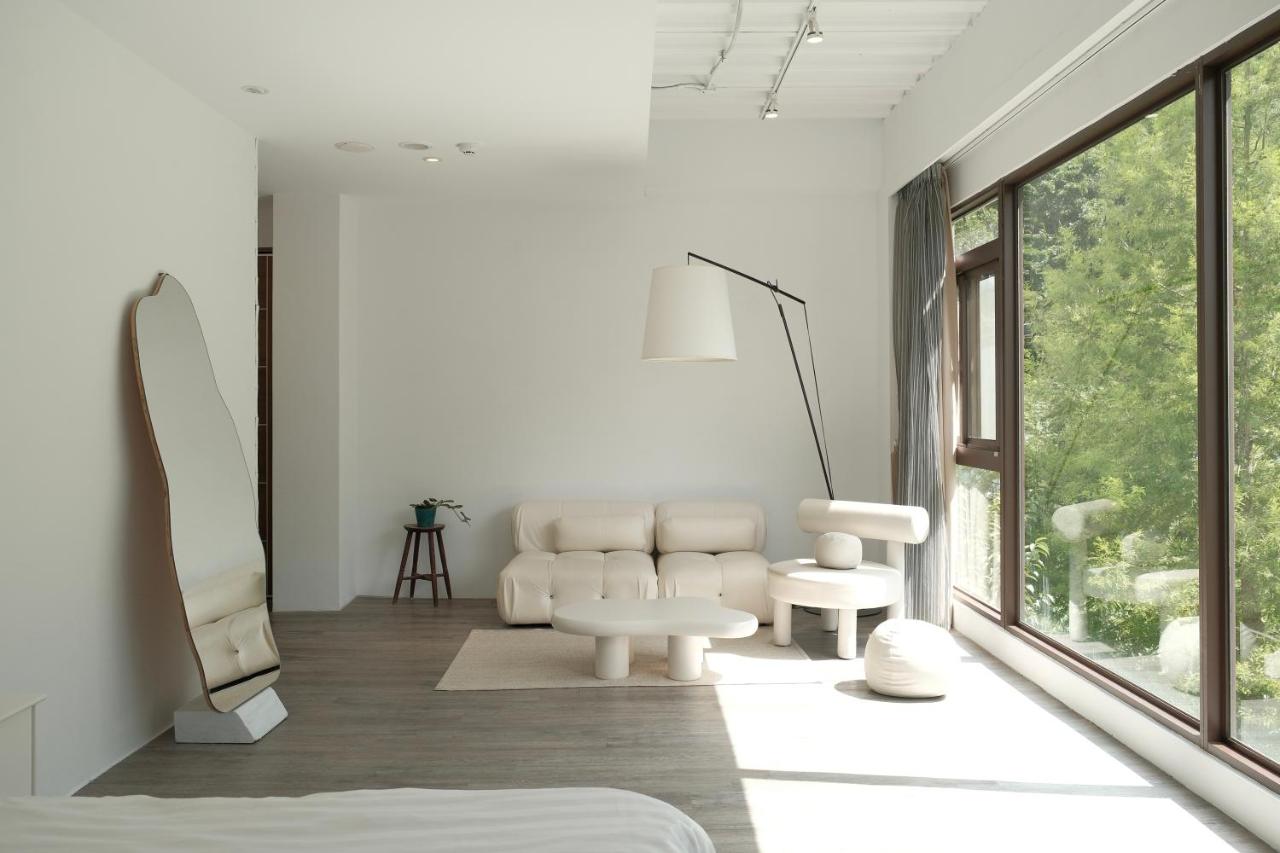 King Room with Mountain View