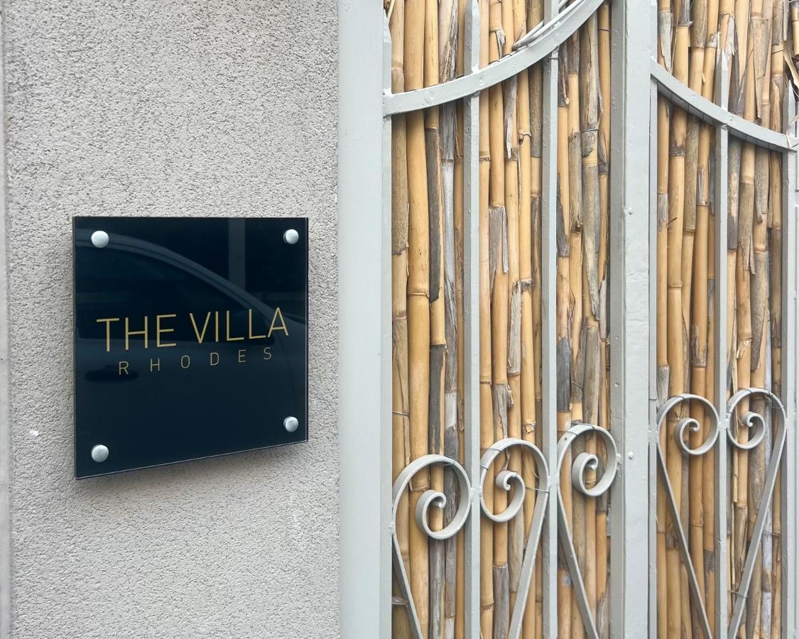 The Villa Rhodes August Retreat with Private Jacuzzi - B&B Rodi