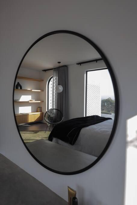 Architectural gem in Durban North - sleeps 6 - B&B Durban