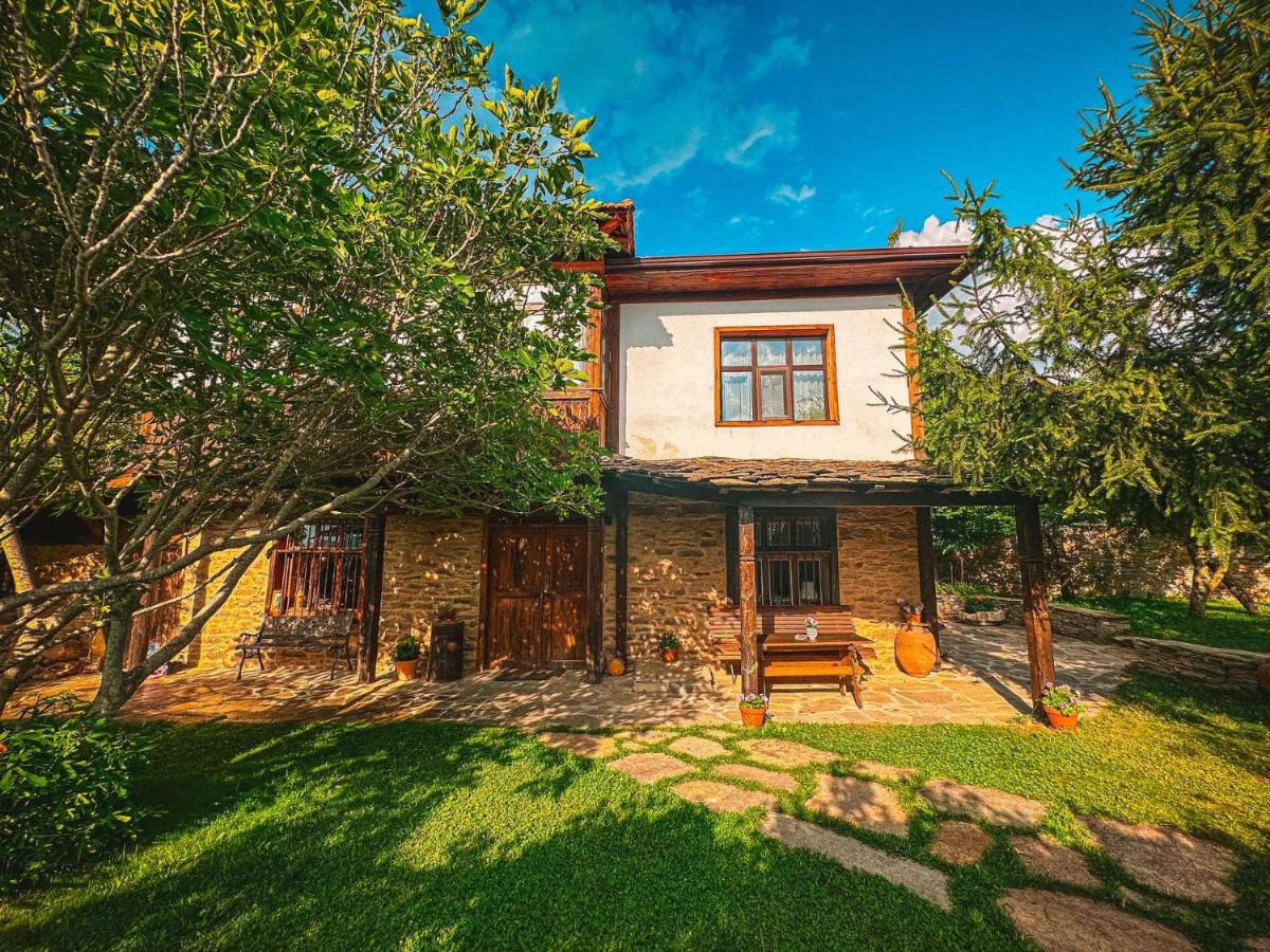 Кътче - Chambres d'hôtes Leshten