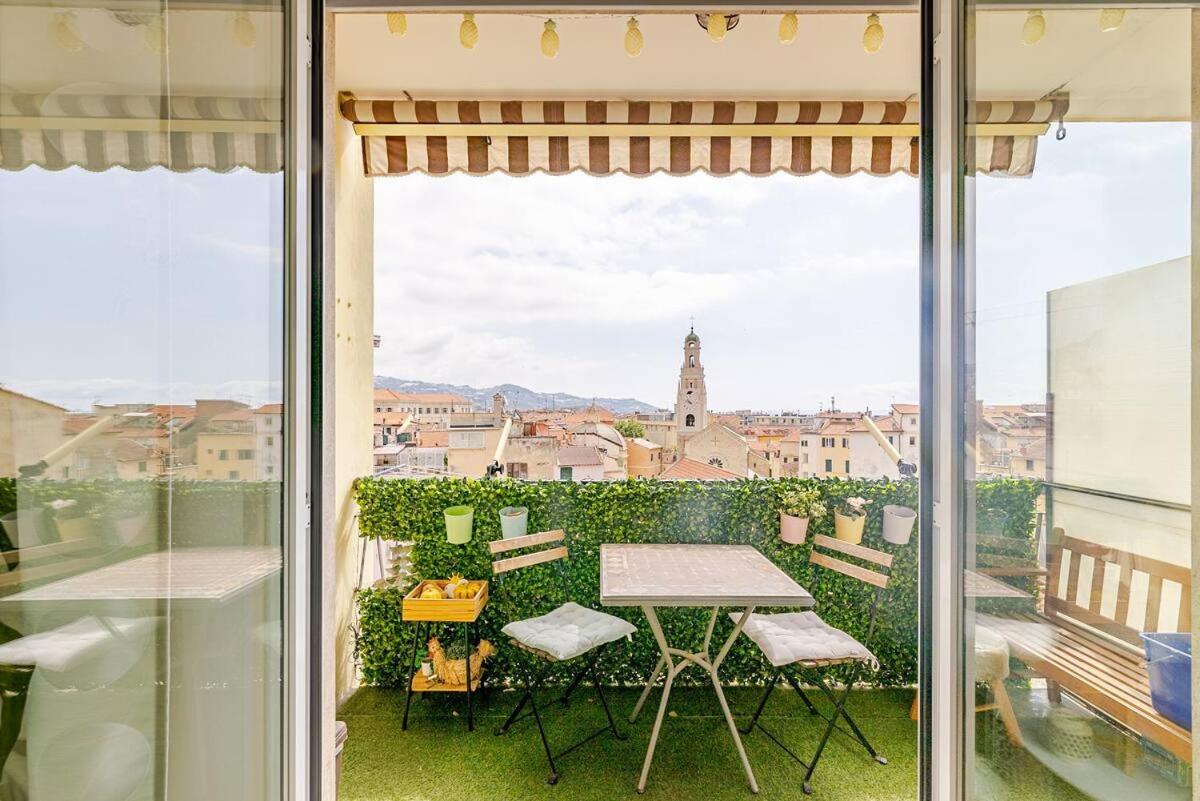 Sanremo Blumarine Vacation Apartment - Ferienwohnung