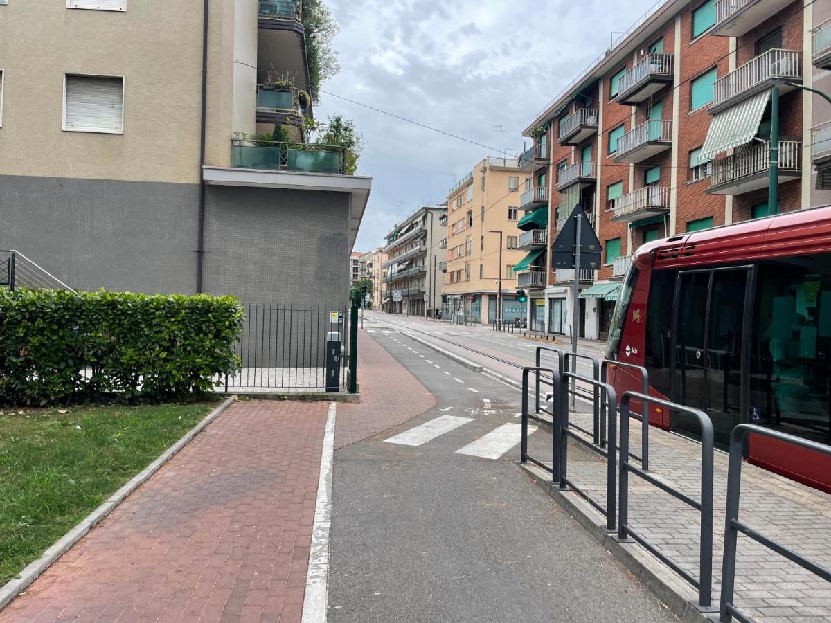 Manuzio Suites Venezia - Free parking - Chambres d’hôtes Mestre