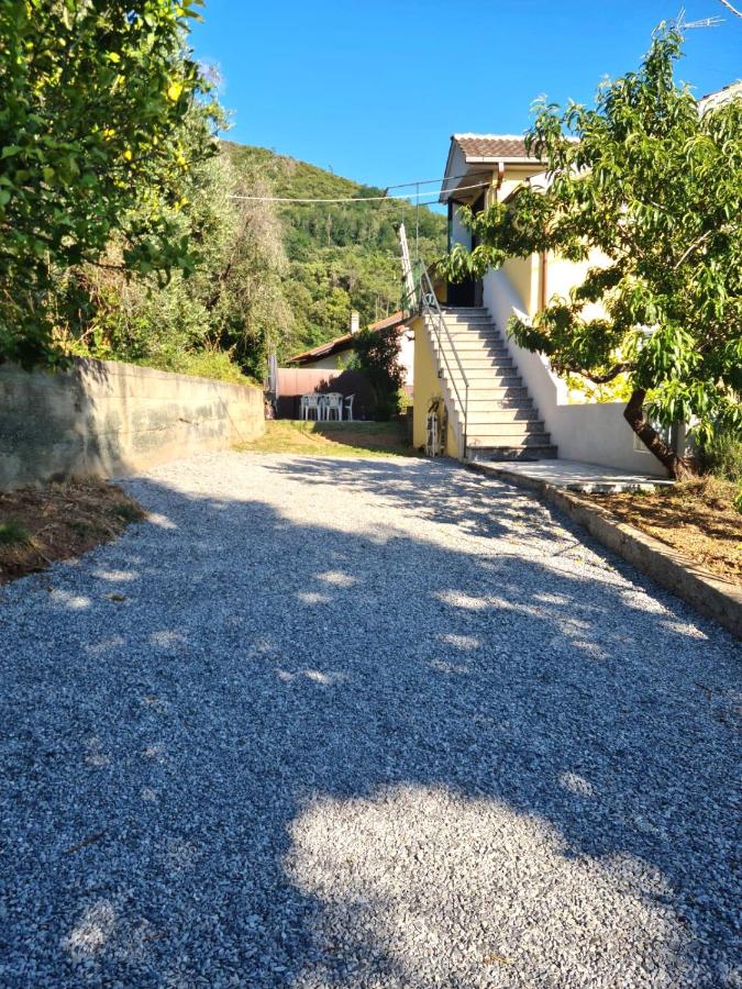Casa Alessio a 15 minuti dal mare - B&B