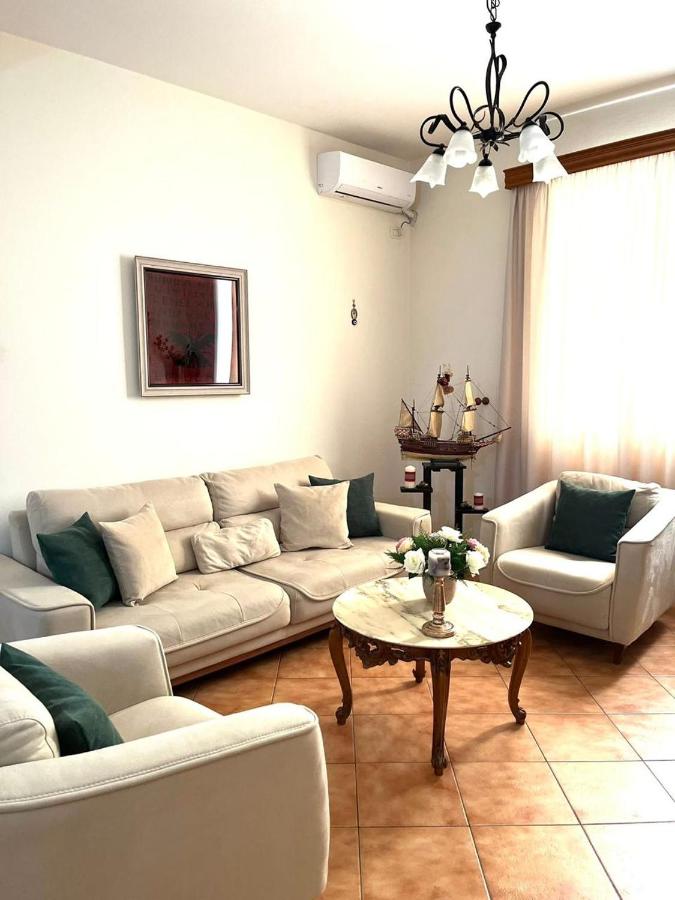 Apartamento con vistas al jardín