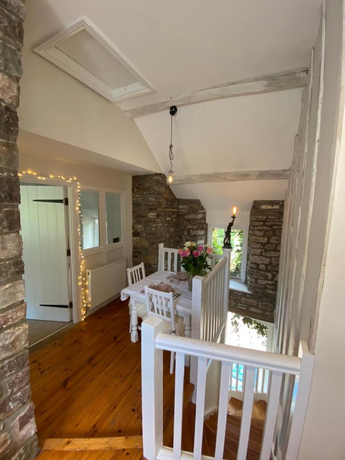 Cosy Llangynidr apartment - Bed and Breakfast
