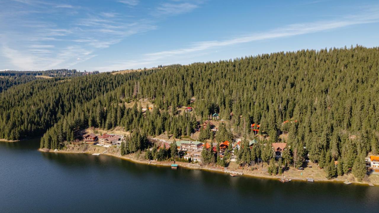 Perla Lacului - B&B Rişca