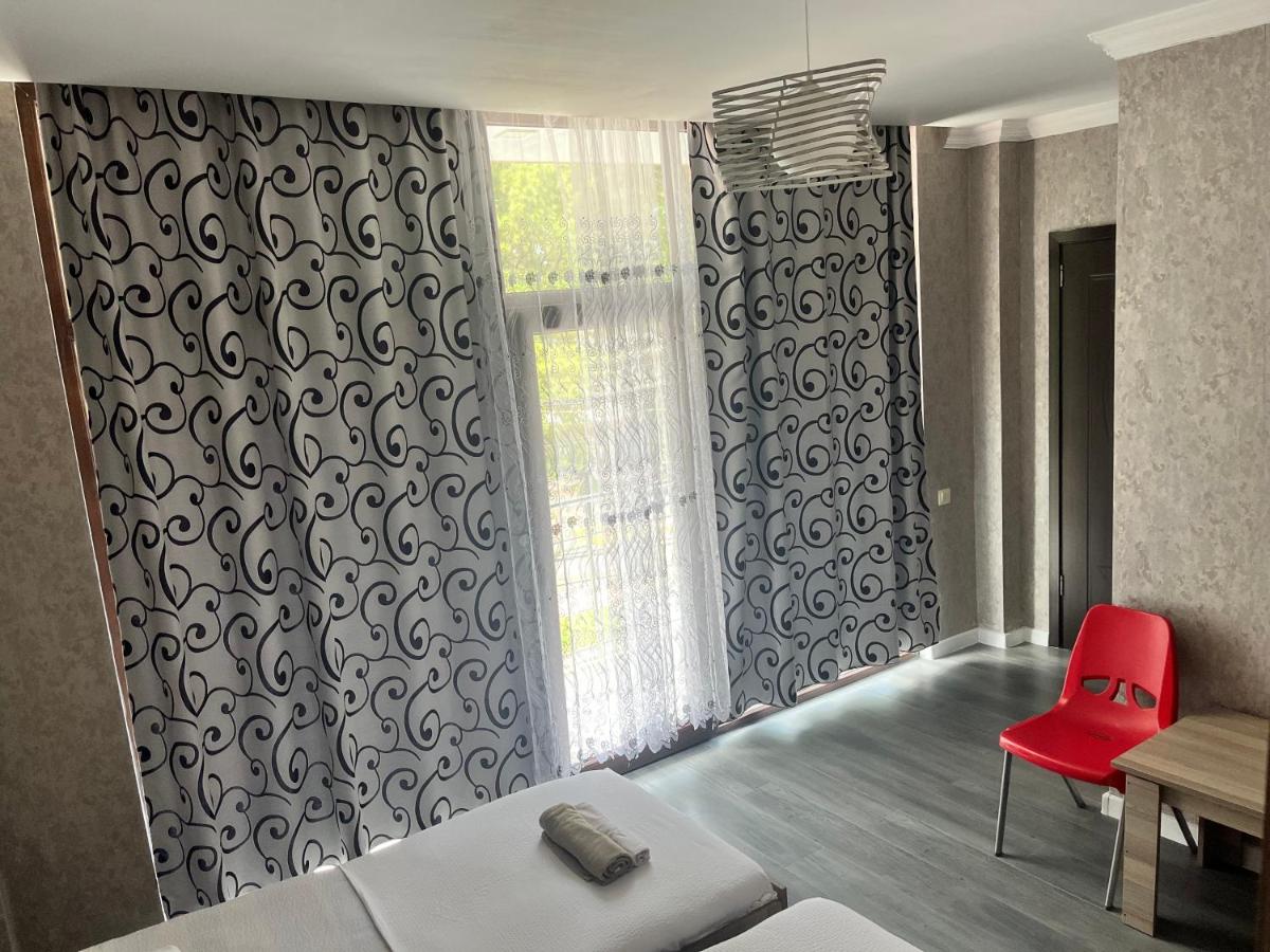Camera Doppia con Letti Singoli con Balcone