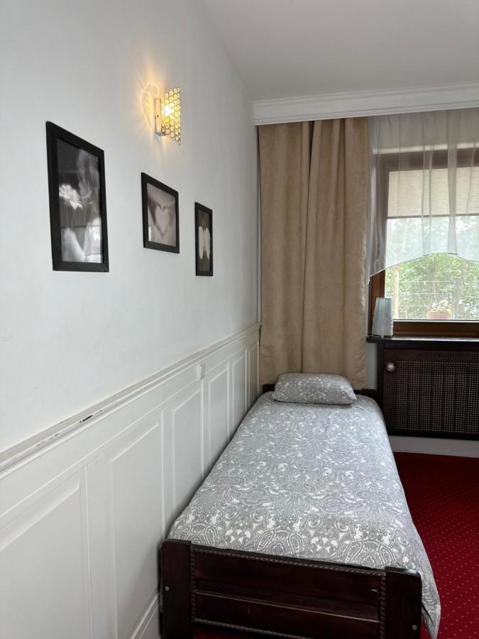 Twin Room with Shared Bathroom