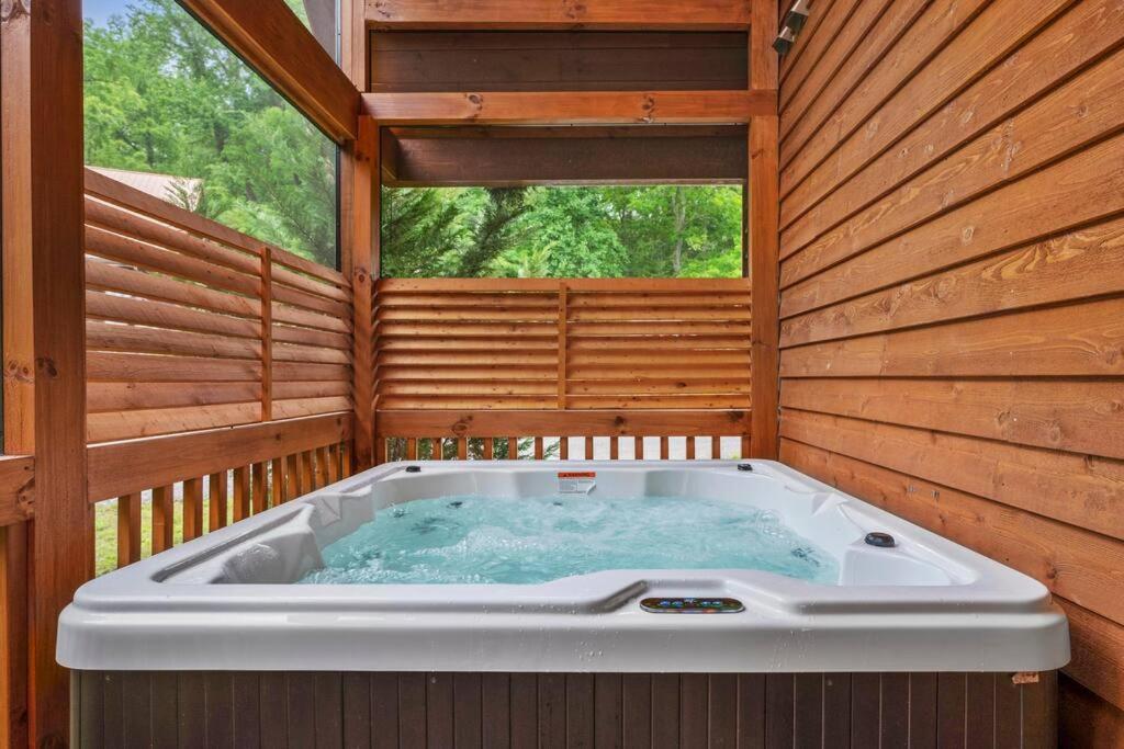 Mountain Time Lodge - B&B