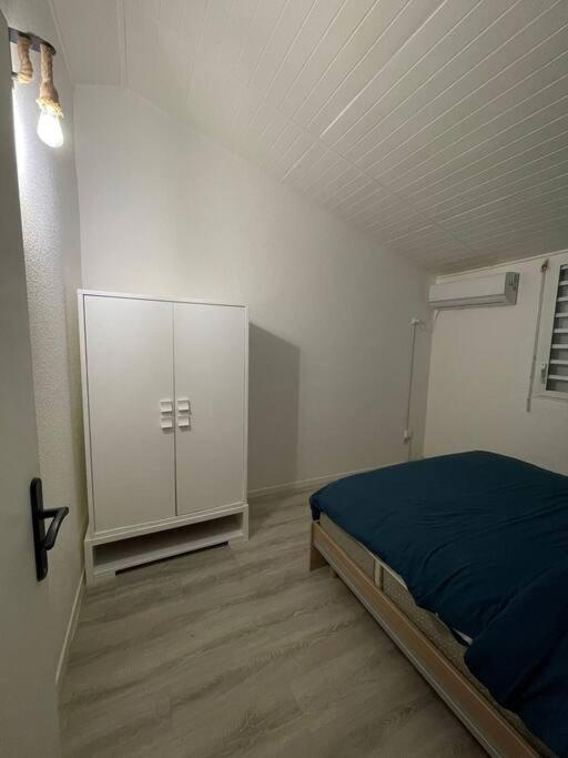 Two-Bedroom Apartment with Mountain View