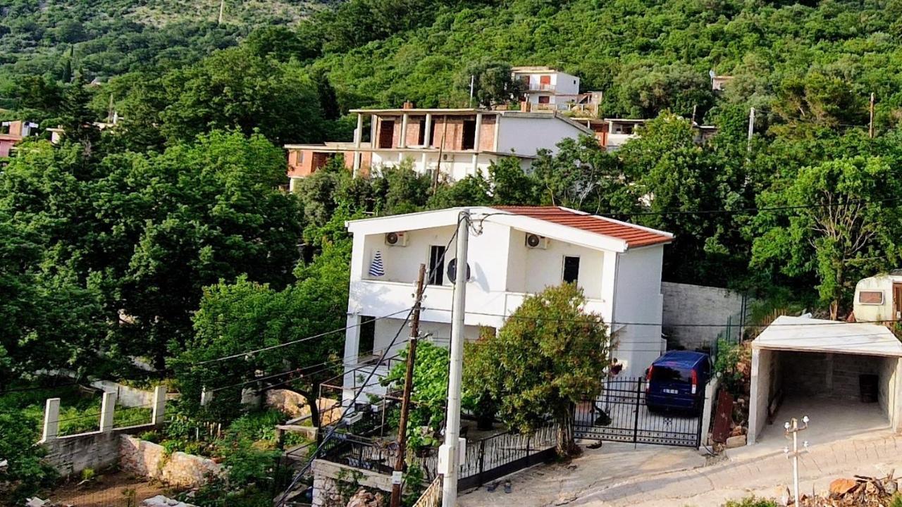 Apartments Toro Bar Sutomore - B&B