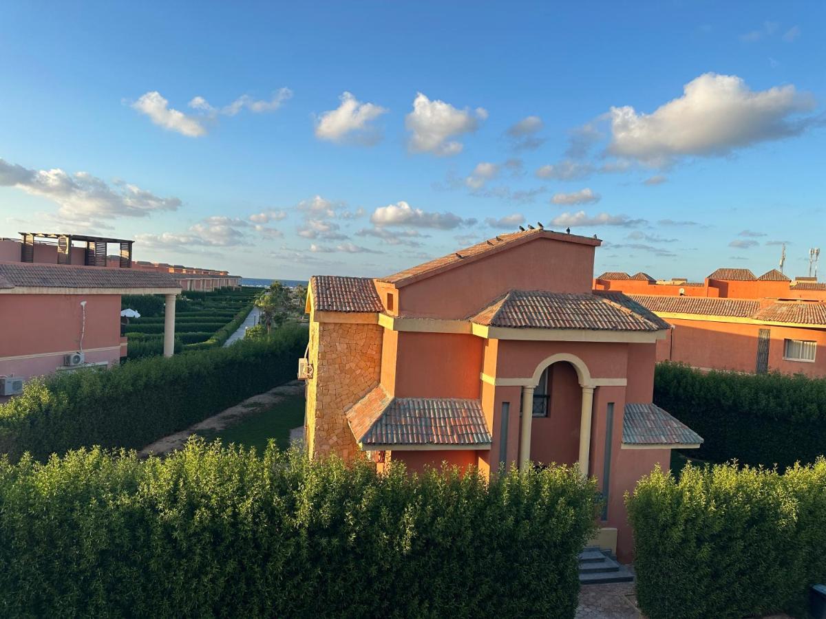 Stand alone Villa at Blumar North coast -SIDI ABD ALRAHMAN - B&B El Alamein