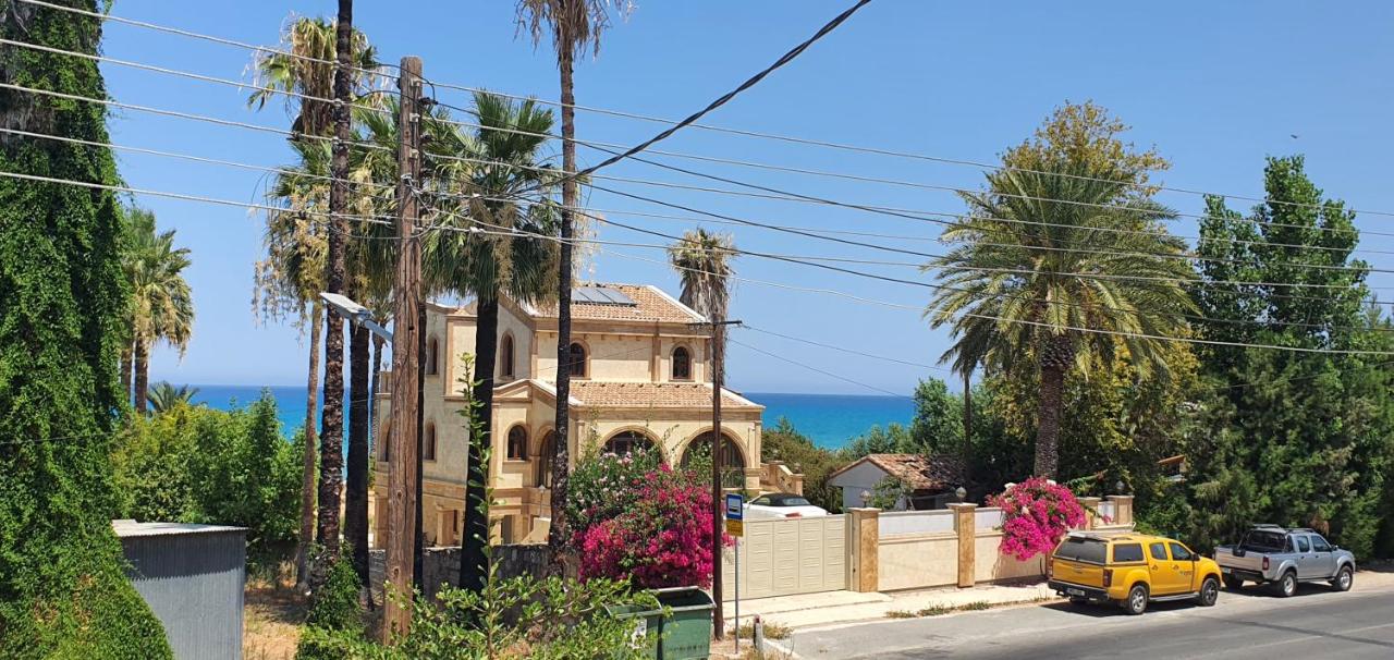 Lavin - 3Bedroom Maisonette - B&B Argaka