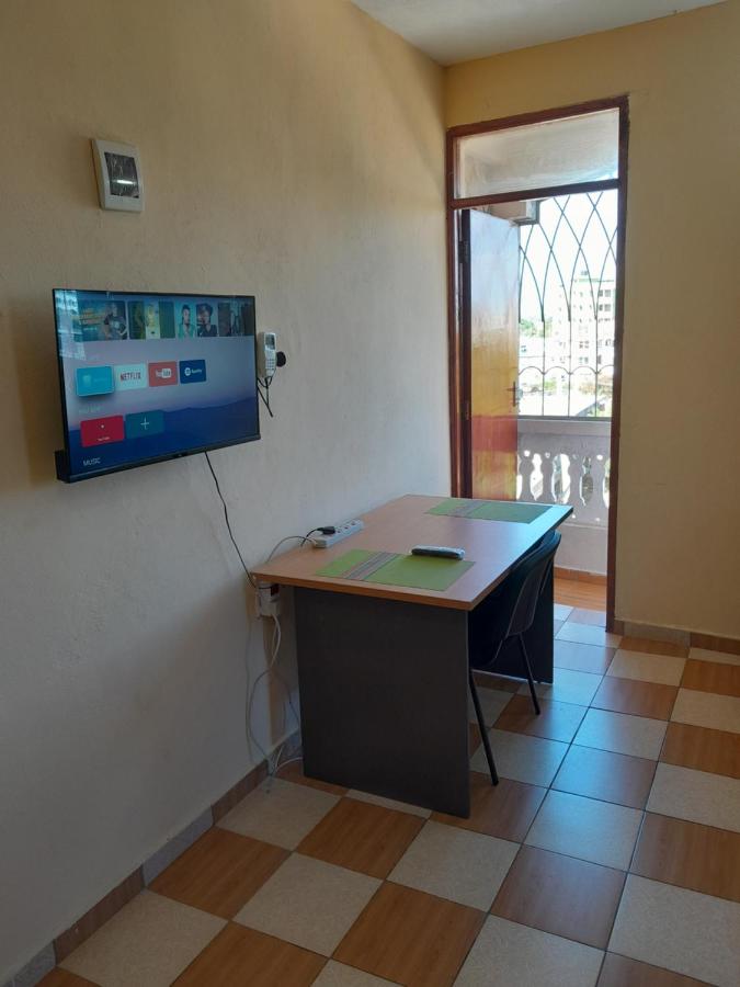 Aphyl Homes #20 - Bed and Breakfast Mombassa