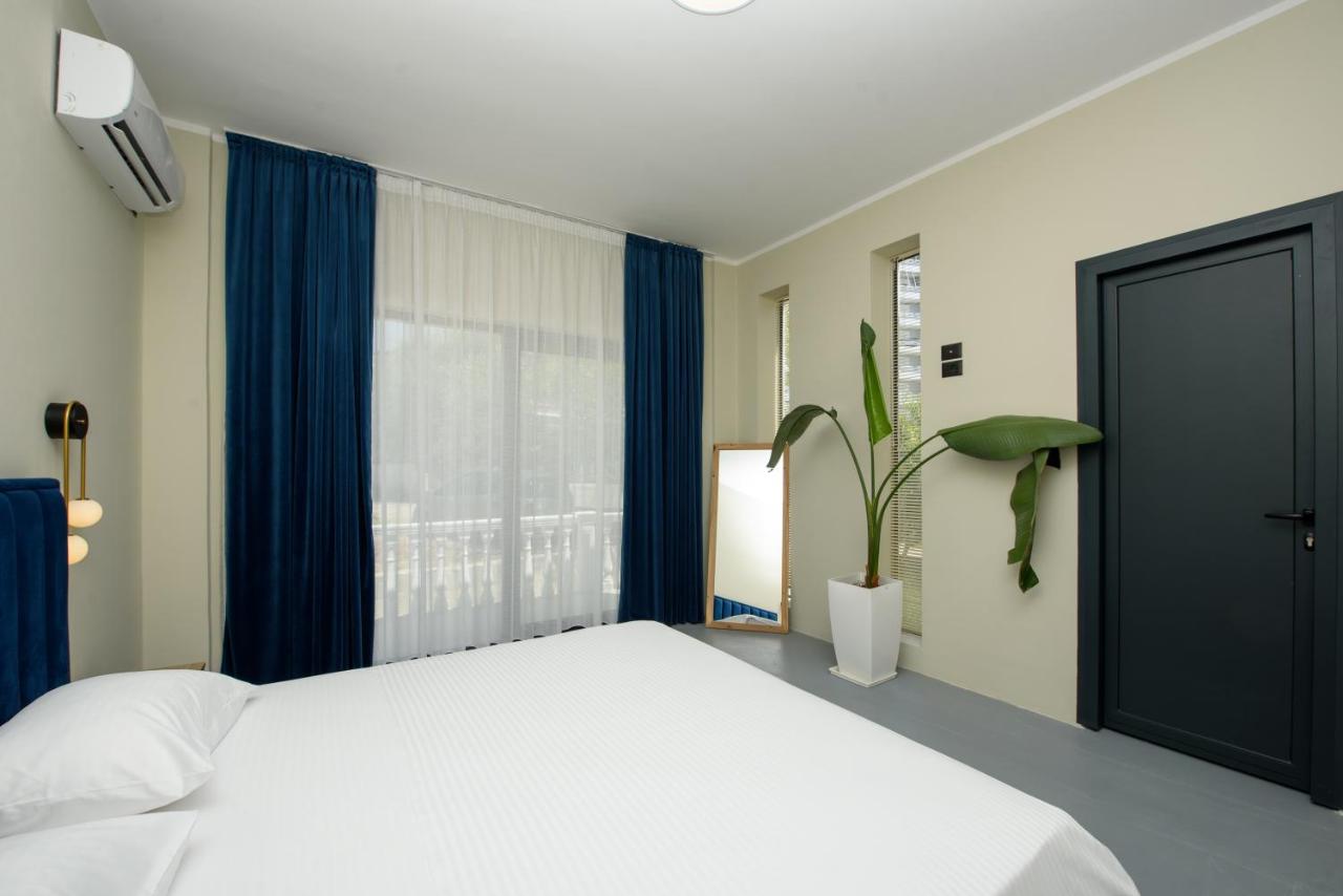 Chambre Lit King-Size avec Balcon