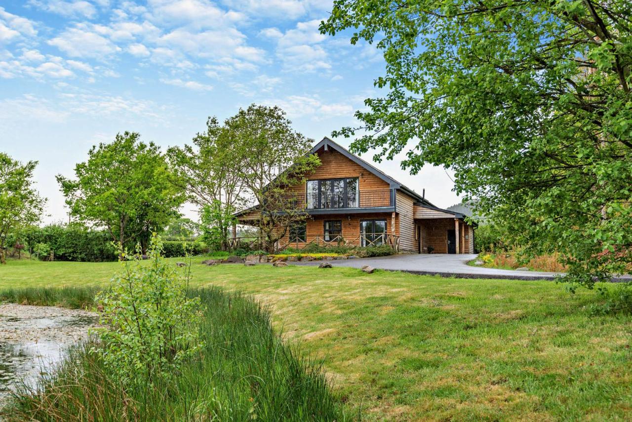 Rhosllyn Retreats - Lakeside Lodge - Ferienwohnung Rhayader