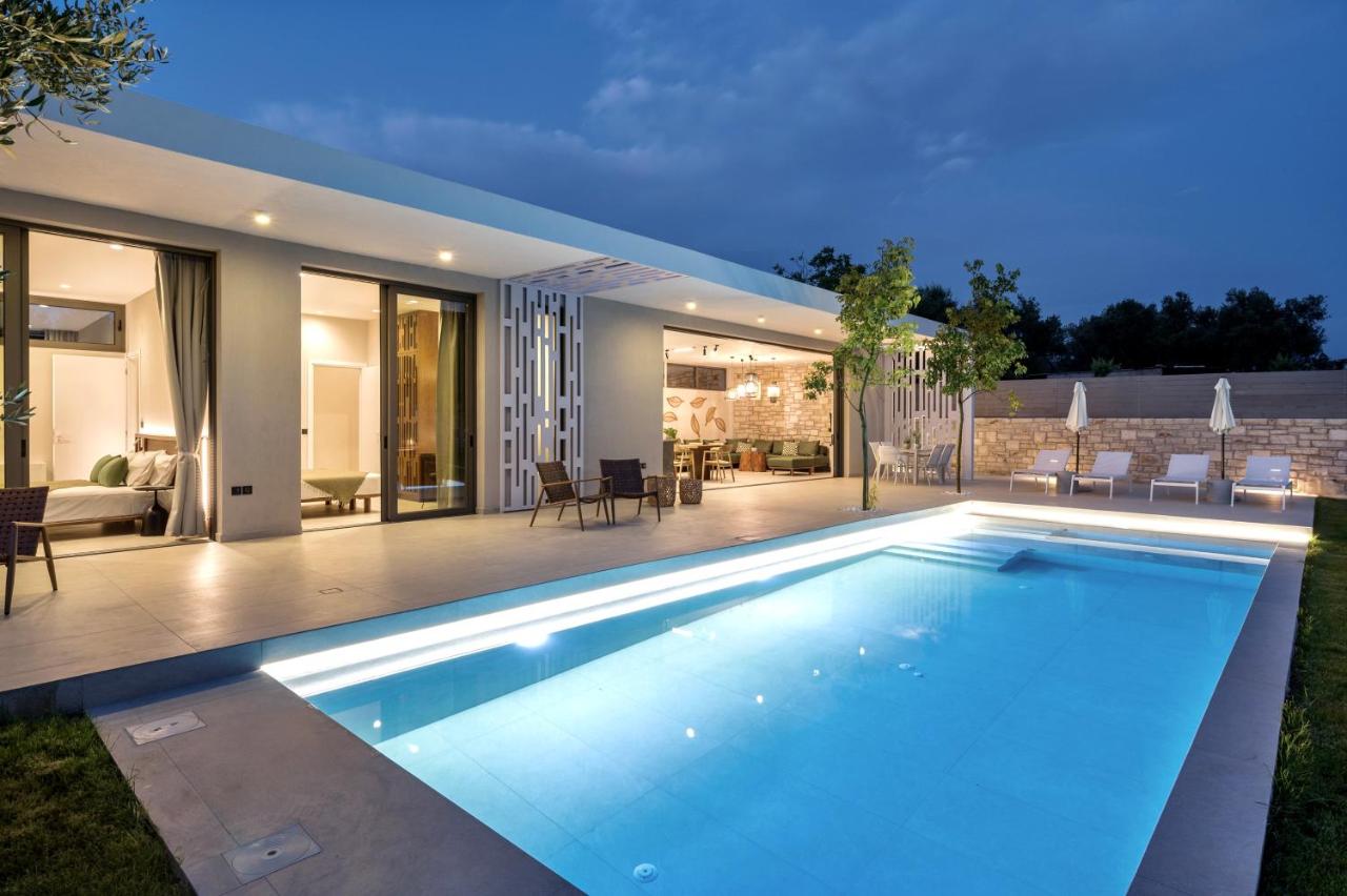 Villa con 2 Camere da Letto
