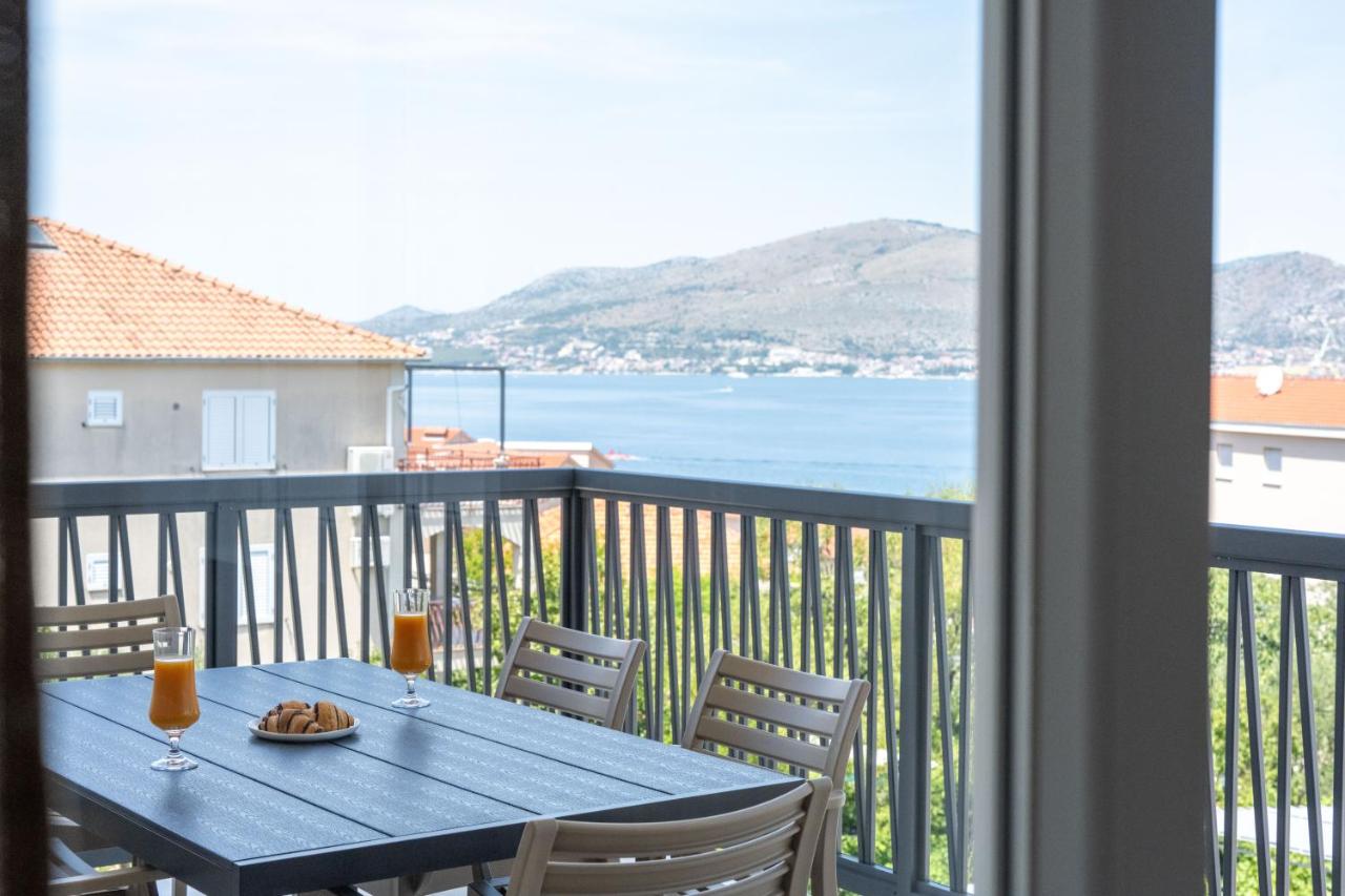 Suite with Sea View