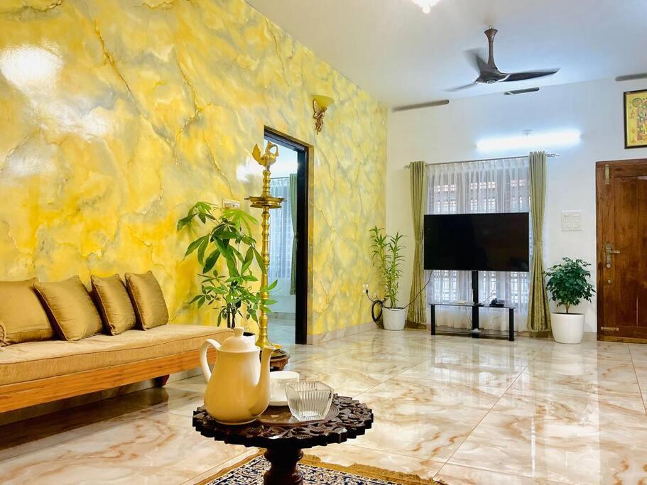 Padmanabham Villa - B&B