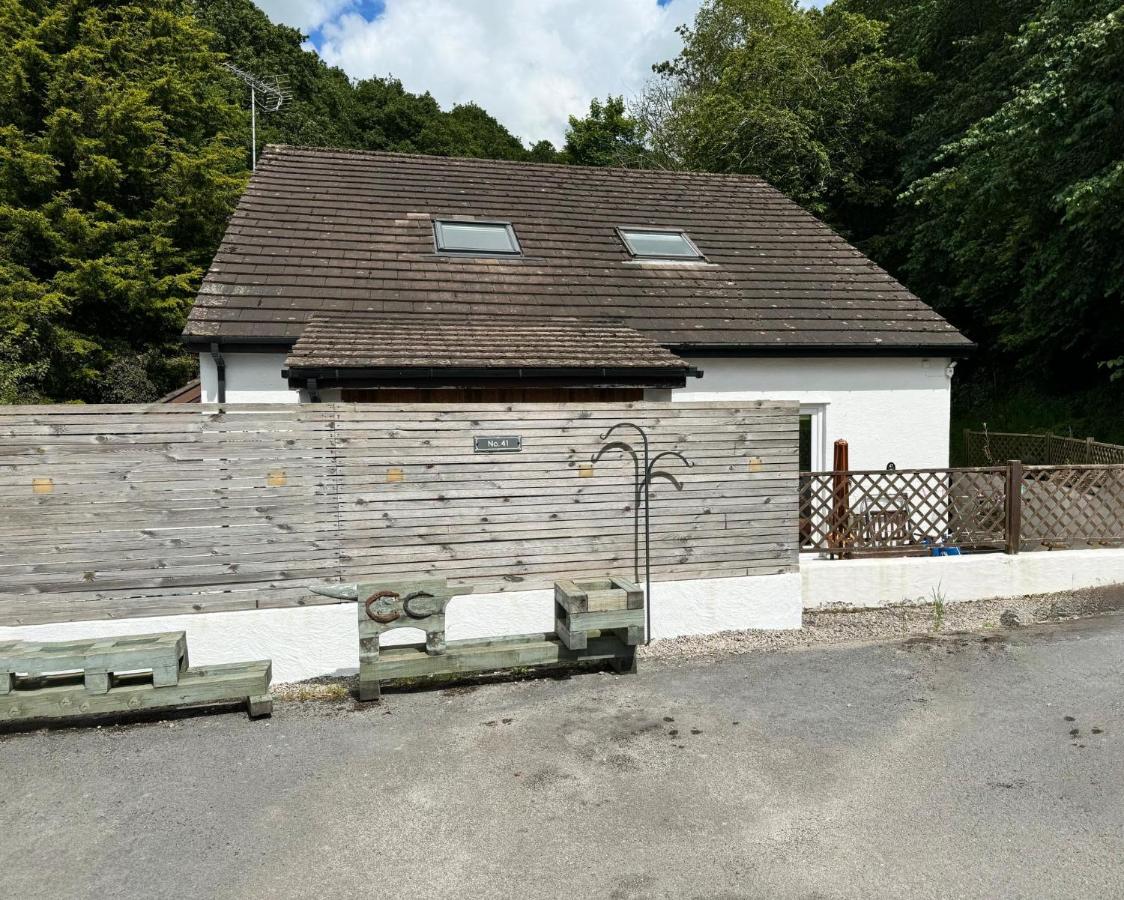 The Conwy Nest - Hot Tub - B&B Llansantffraid Glan Conwy