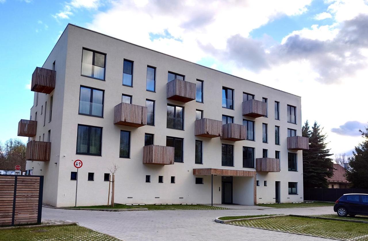 Apartmán NAD RIEKOU - B&B Bešeňová