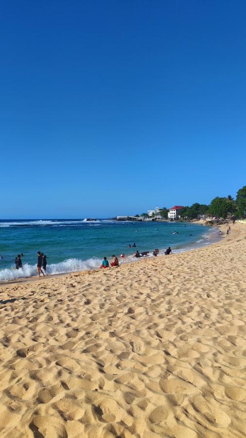 Patar White Beach Bolinao- LILYBETH TRANSIENT HOUSE 1 # -NOT Beachfront - Bed and Breakfast Bolinao