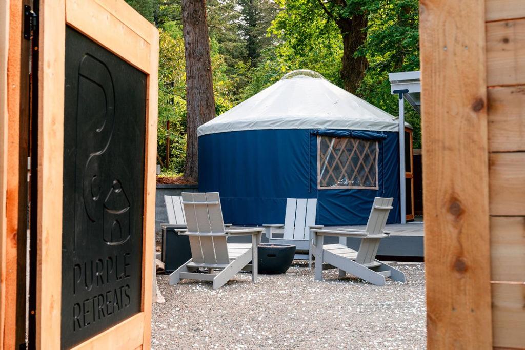 Purple City Retreats - Luxury Yurt & Spa - Bed and Breakfast