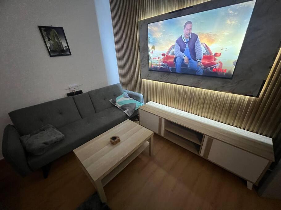 Luxurious 2BR Residence Ajman Central - B&B