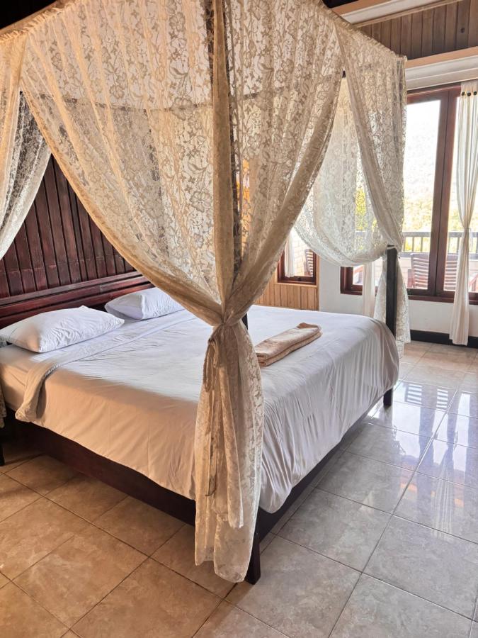 Family Room (4 Adults)