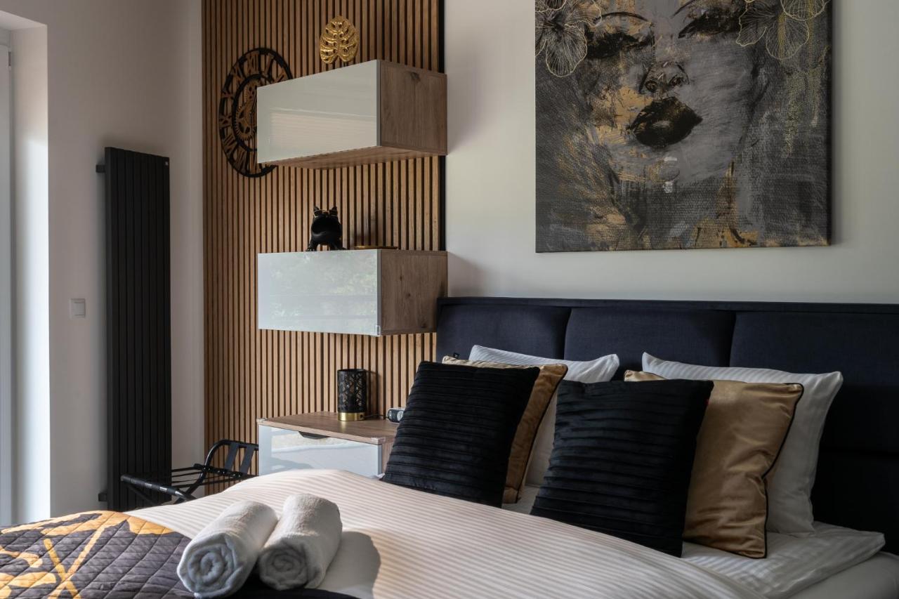 Studio Apartment with Balcony