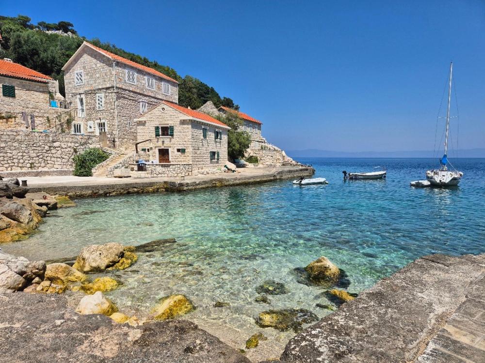 Luxury Apartments Lučica - B&B Lastovo