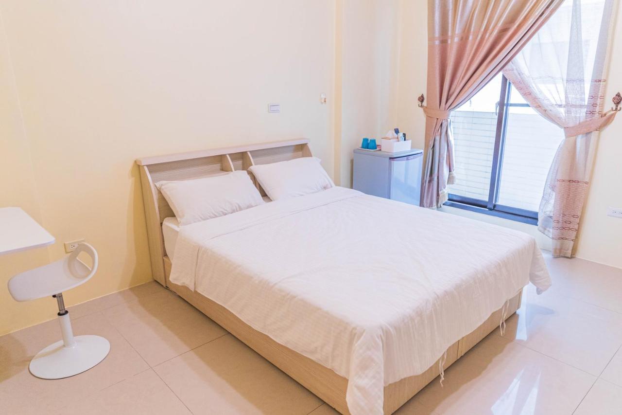 Kamer met Queensize Bed en Balkon