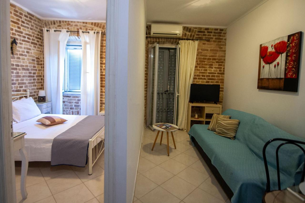 Luna Apartment No3 - B&B Ágios Rókkos