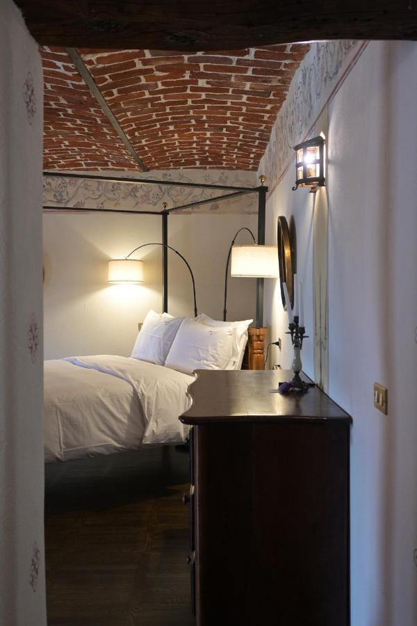 Junior Suite with Pool View