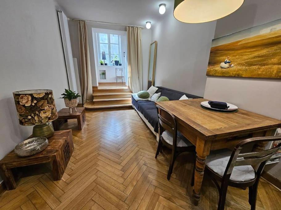 Studio Orient Express - B&B Warsaw