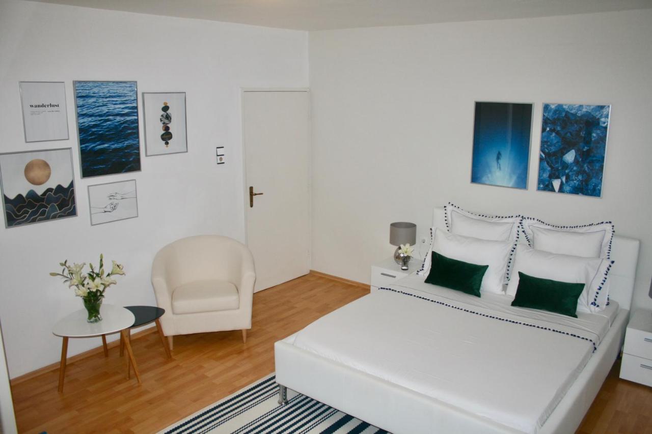 Vila Marinessa - Bed and Breakfast Hvar