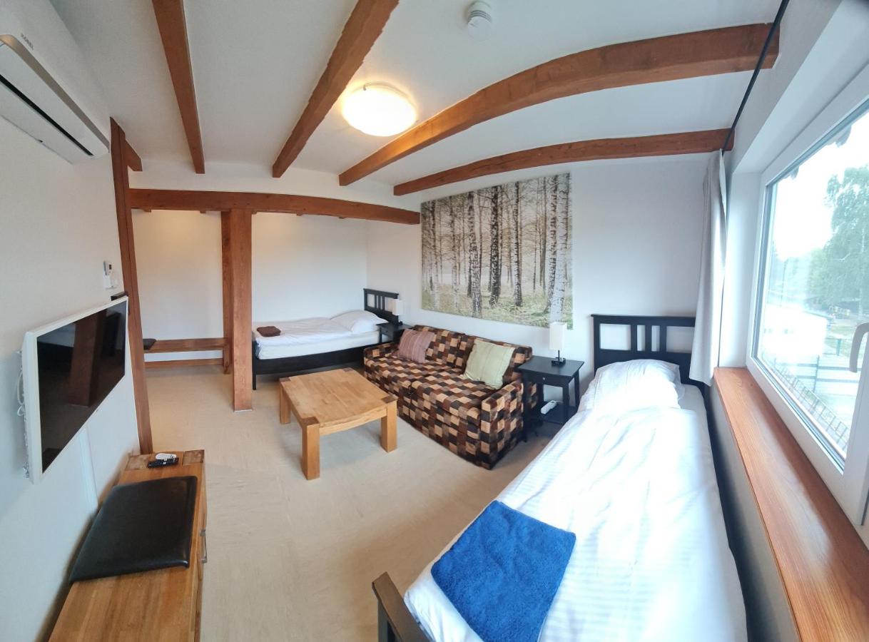 Monteurwohnung SEEBLICK AUSBLICK 16356 Werneuchen bei Berlin - Bed and Breakfast