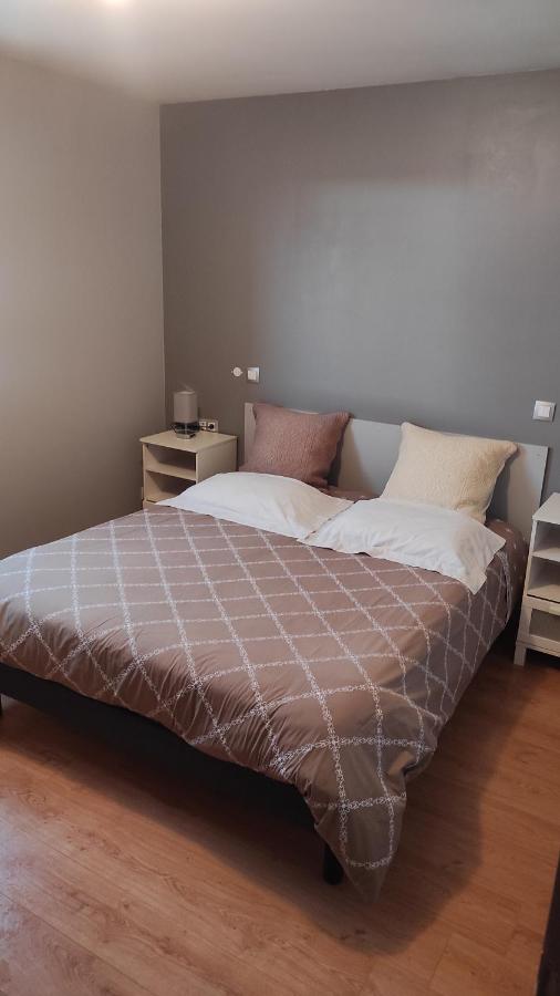 Appartement 4 couchages - Centre ville St Donat sur l'Herbasse - B&B