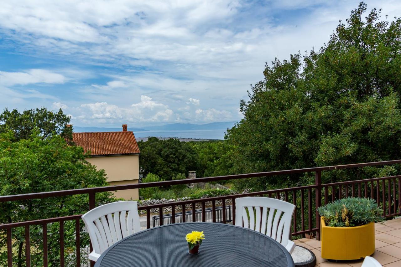 Appartement 2 Chambres avec Terrasse et Vue sur la Mer