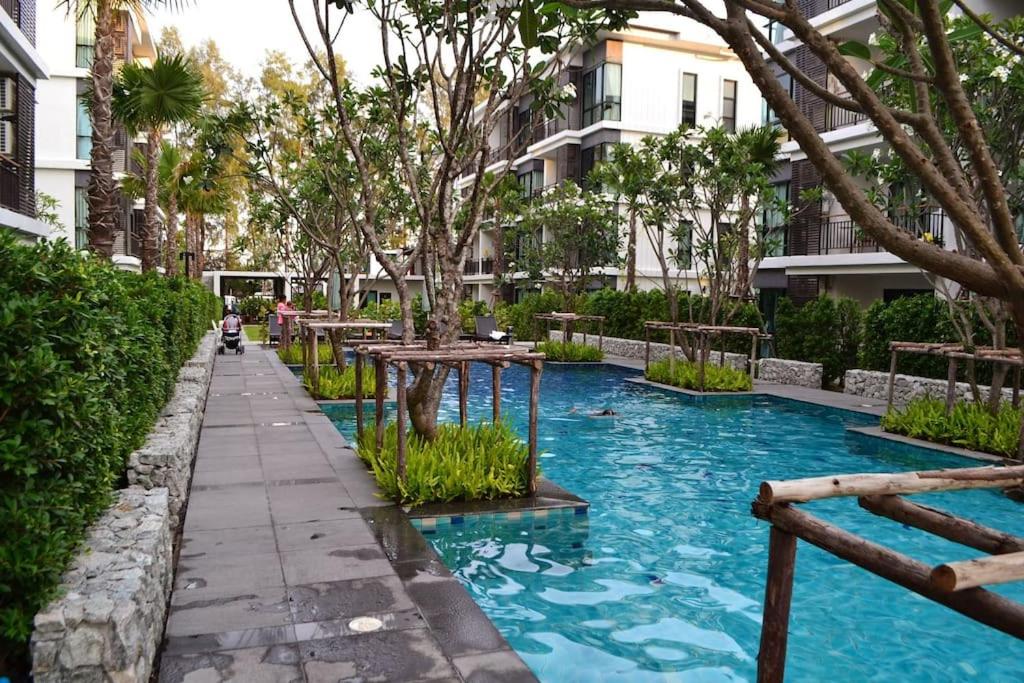 Renovated apartment in The Title Phase I, Rawai beach - B&B